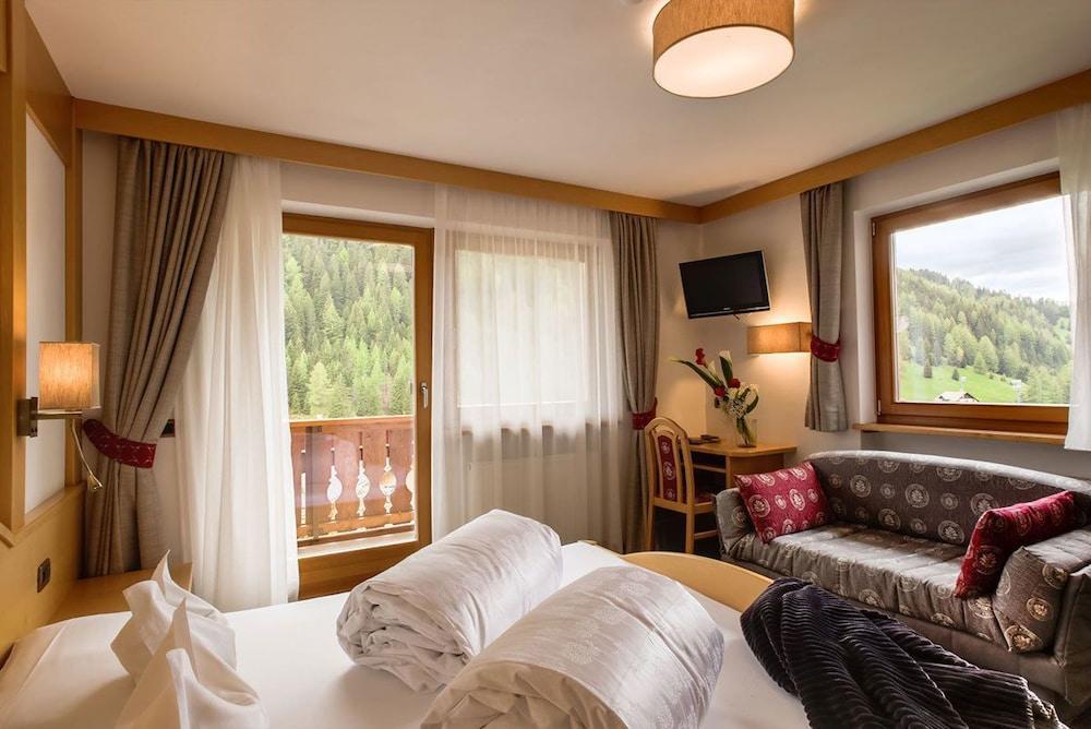 Hotel Muliac Selva di Val Gardena Exterior photo