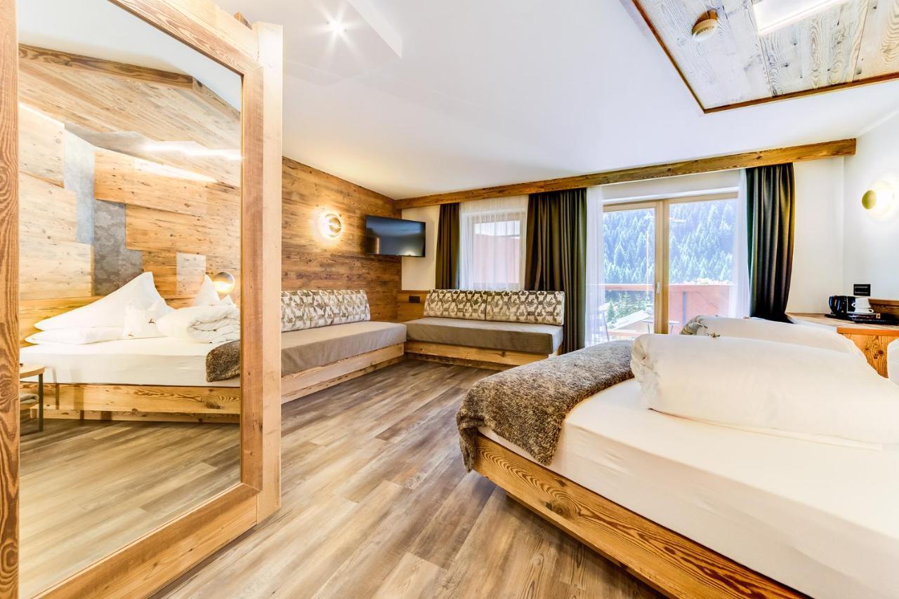 Hotel Muliac Selva di Val Gardena Exterior photo